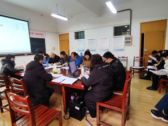 说明: G:\党务\51吃瓜
照片留存\2022\20220107支部书记述职会议&教研室主任述职会议\IMG_20220107_143651.jpg